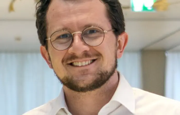 Dr. Marcel Cahenzli