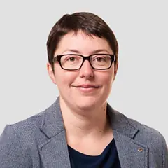 Dr. Claudia Vogel